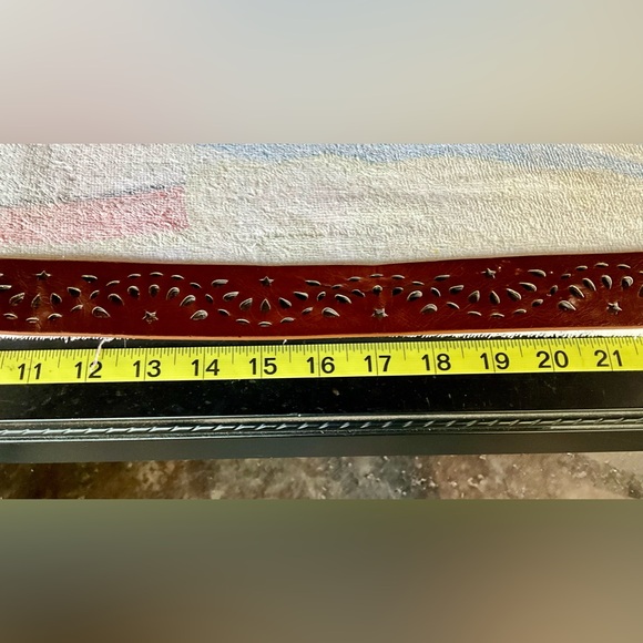 Brown Studded leather belt. - Picture 4 of 7